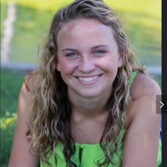 Meet your Posher, Katie - Picture 1 of 1